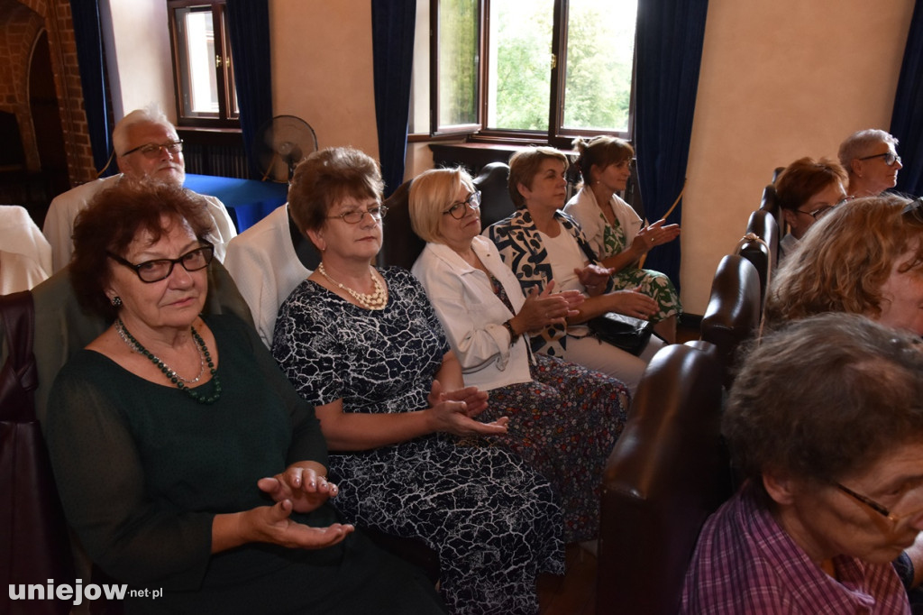 Kolejny rok aktywności zakończył Uniejowski Uniwersytet