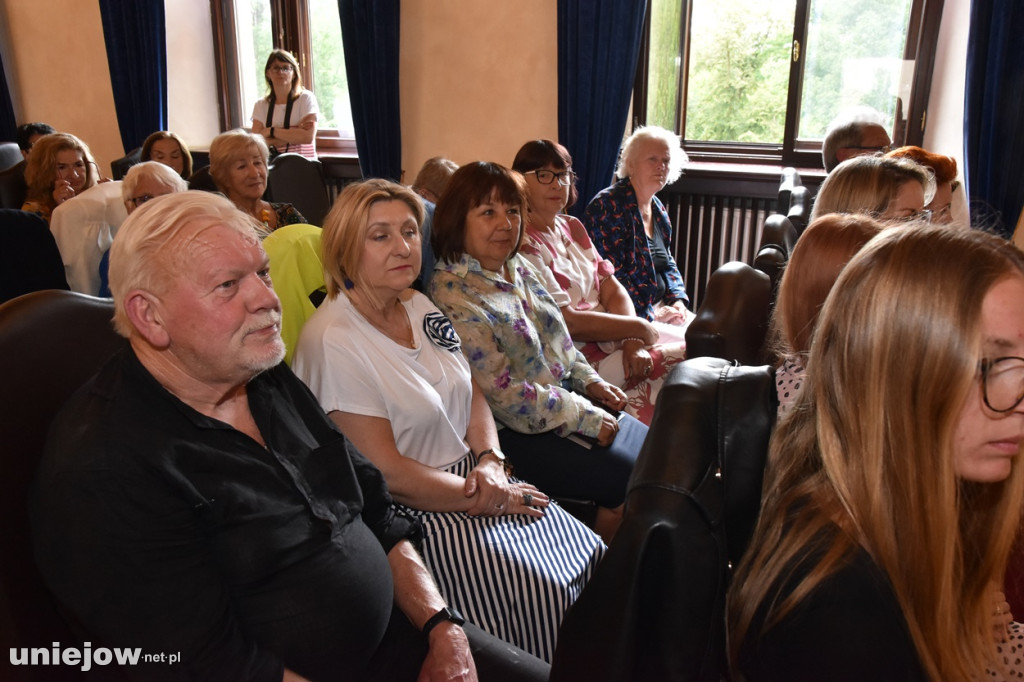 Kolejny rok aktywności zakończył Uniejowski Uniwersytet