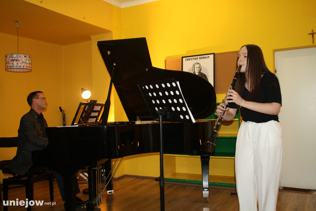 Koncert z okazji zakończenia roku szkolnego w Szkole Muzycznej w Uniejowie