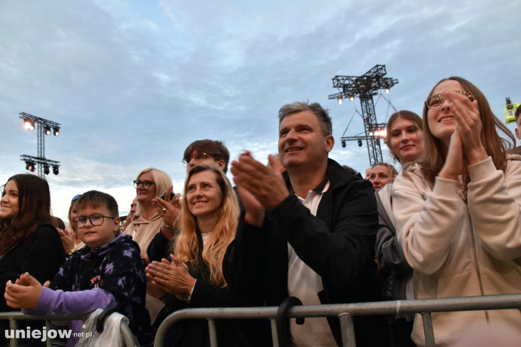Koncert zakończył siódmy Earth Festival Uniejów 2024