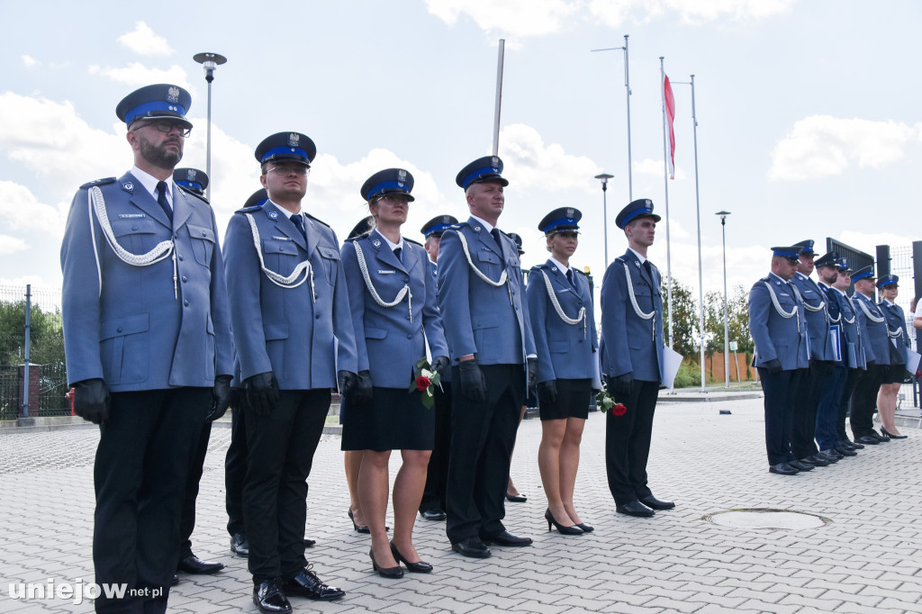 Odznaczenia i awanse, czyli obchody Święta Policji w Poddębicach [ZDJĘCIA]