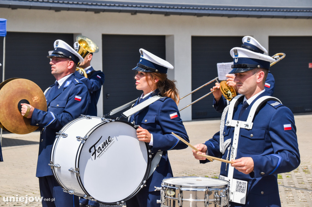 Odznaczenia i awanse, czyli obchody Święta Policji w Poddębicach [ZDJĘCIA]