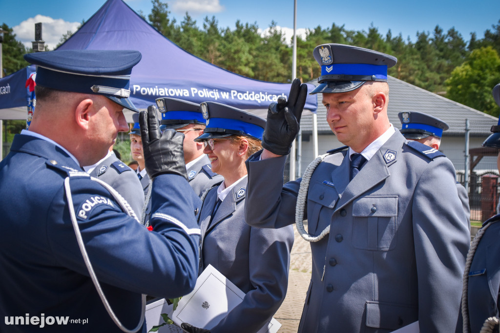 Odznaczenia i awanse, czyli obchody Święta Policji w Poddębicach [ZDJĘCIA]