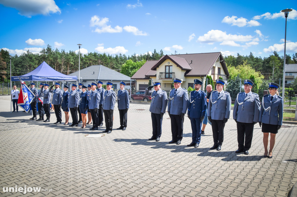Odznaczenia i awanse, czyli obchody Święta Policji w Poddębicach [ZDJĘCIA]