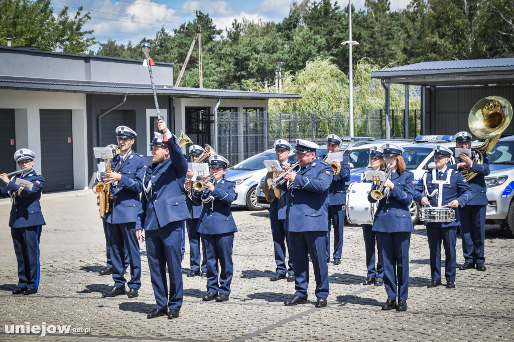 Odznaczenia i awanse, czyli obchody Święta Policji w Poddębicach [ZDJĘCIA]