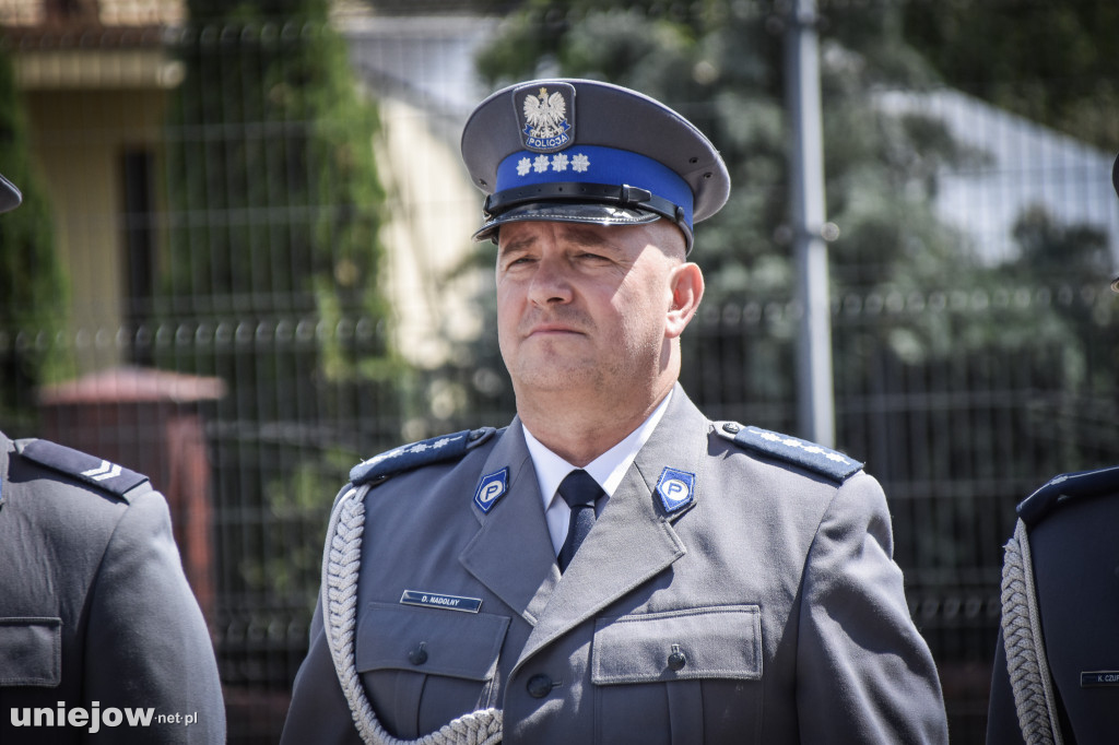 Odznaczenia i awanse, czyli obchody Święta Policji w Poddębicach [ZDJĘCIA]