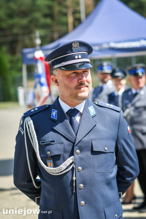 Odznaczenia i awanse, czyli obchody Święta Policji w Poddębicach [ZDJĘCIA]