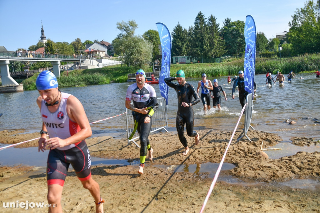 Kolejny finał cyklu SAMSUNG River Triathlon Series rozegrano w Uniejowie [ZDJĘCIA]