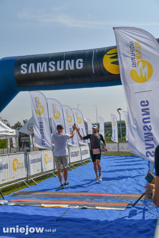 Kolejny finał cyklu SAMSUNG River Triathlon Series rozegrano w Uniejowie [ZDJĘCIA]