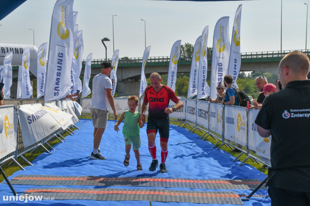 Kolejny finał cyklu SAMSUNG River Triathlon Series rozegrano w Uniejowie [ZDJĘCIA]