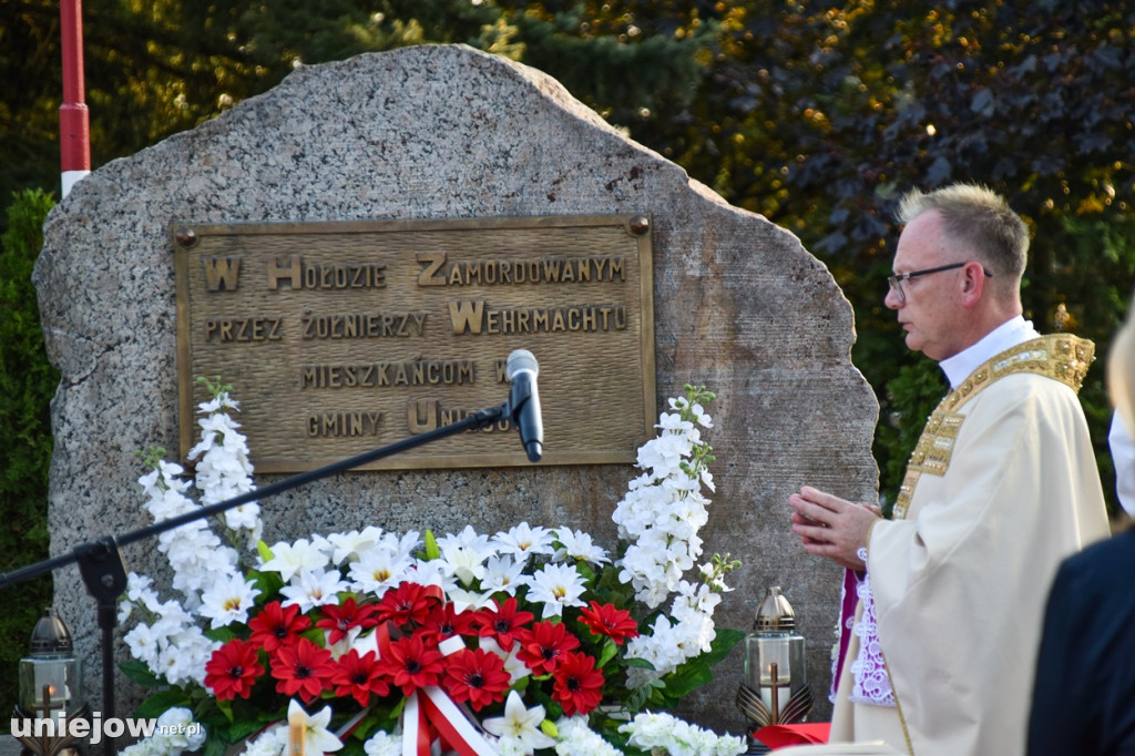 Mieszkańcy wciąż nie zapominają o zbrodni sprzed 85 lat