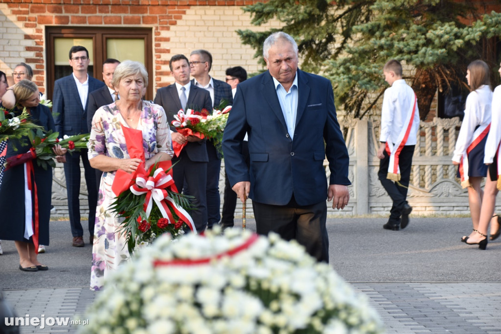 Mieszkańcy wciąż nie zapominają o zbrodni sprzed 85 lat