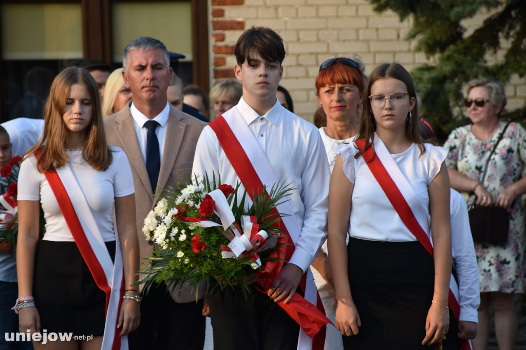 Mieszkańcy wciąż nie zapominają o zbrodni sprzed 85 lat