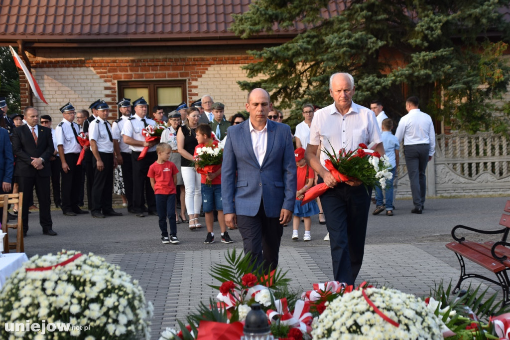 Mieszkańcy wciąż nie zapominają o zbrodni sprzed 85 lat