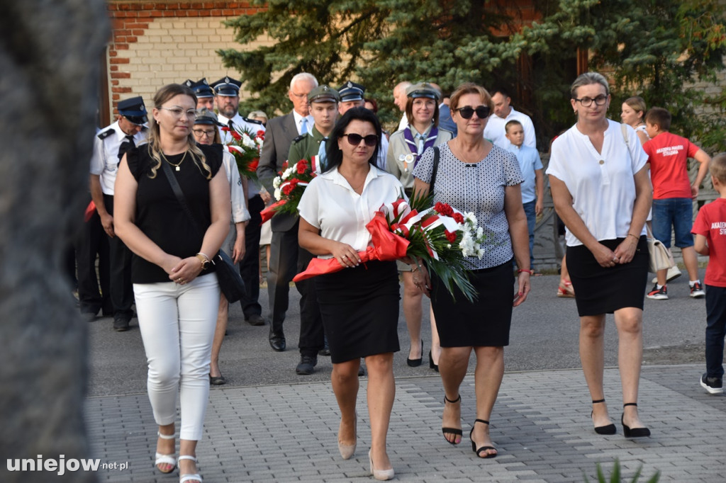 Mieszkańcy wciąż nie zapominają o zbrodni sprzed 85 lat