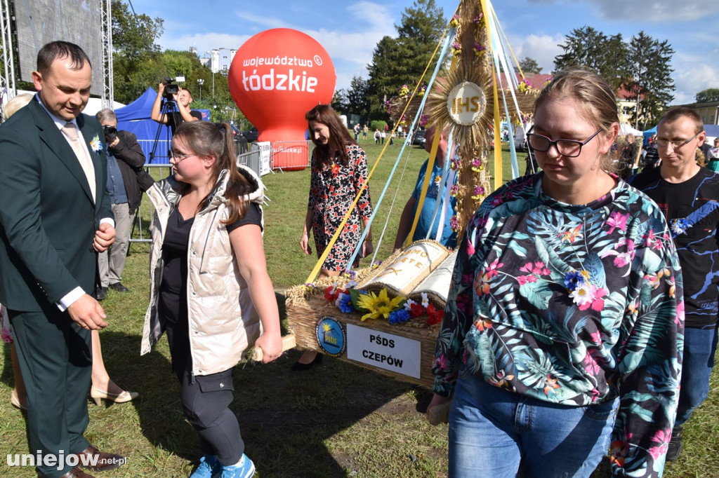 XII Dożynki Powiatu Poddębickiego