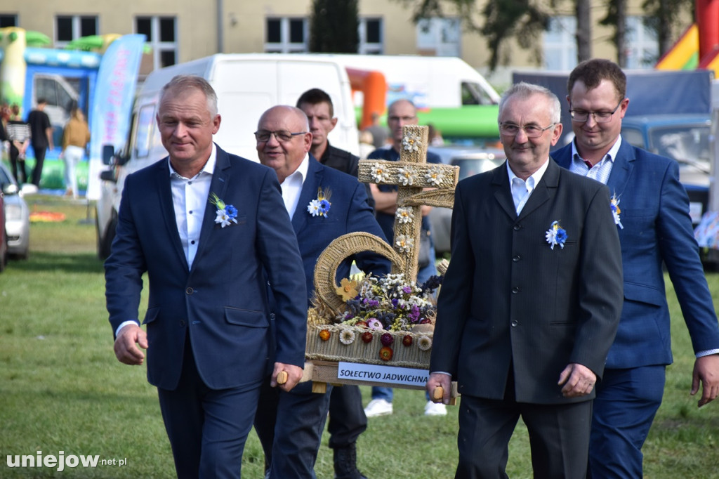 XII Dożynki Powiatu Poddębickiego