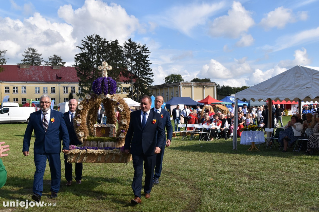 XII Dożynki Powiatu Poddębickiego