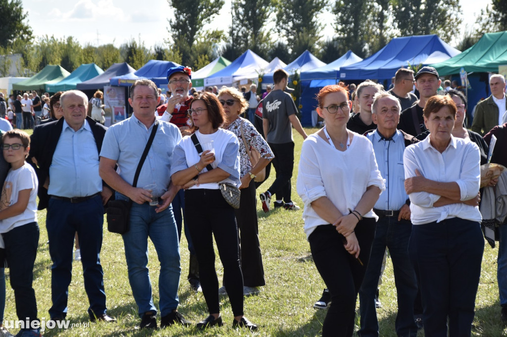 XII Dożynki Powiatu Poddębickiego