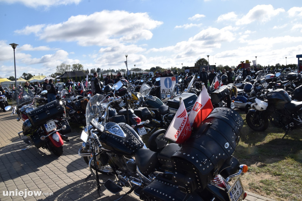 Charytatywne zakończenie sezonu z MotoBanit w Uniejowie