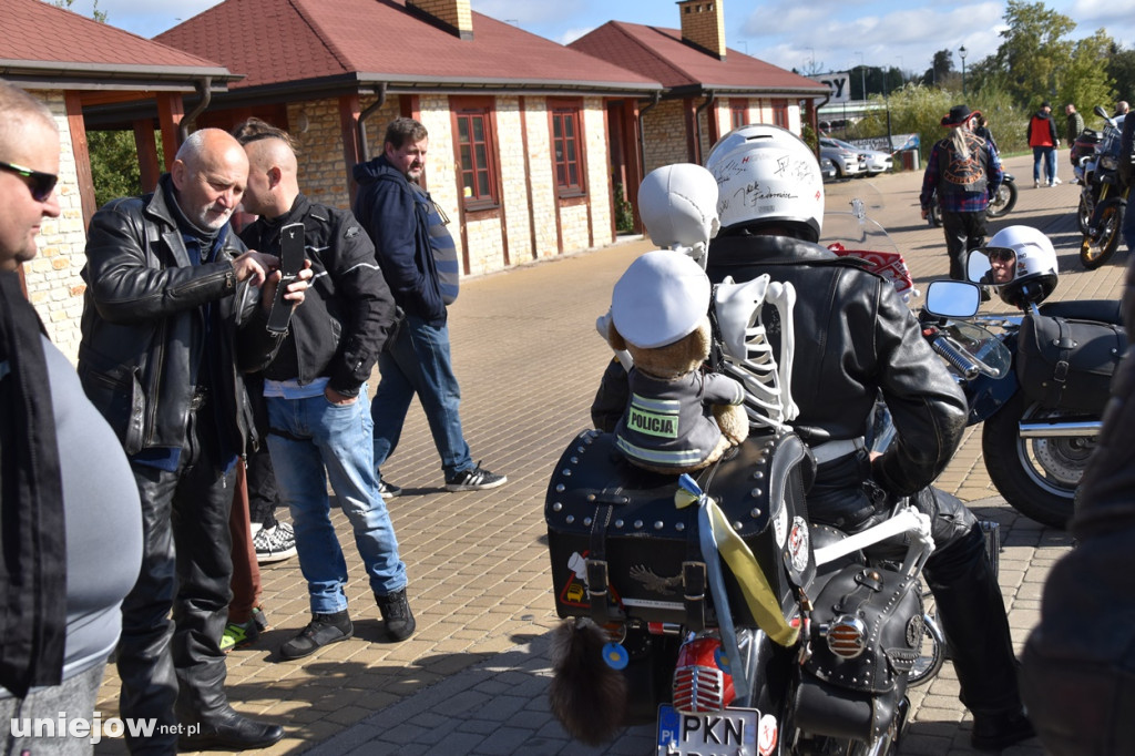 Charytatywne zakończenie sezonu z MotoBanit w Uniejowie