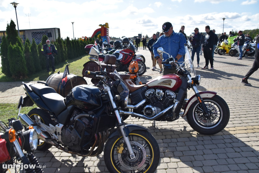 Charytatywne zakończenie sezonu z MotoBanit w Uniejowie