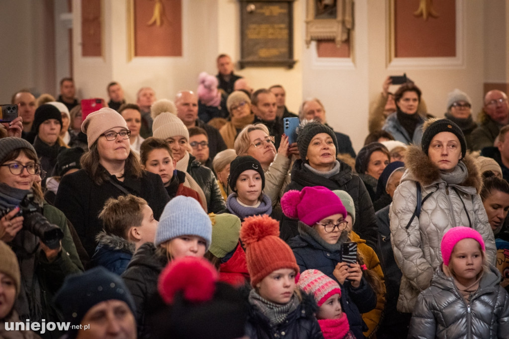 Zespół Na Przekór z Turku i Orkiestra ZHP OSP Uniejów