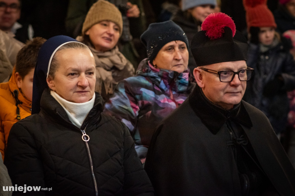 Zespół Na Przekór z Turku i Orkiestra ZHP OSP Uniejów