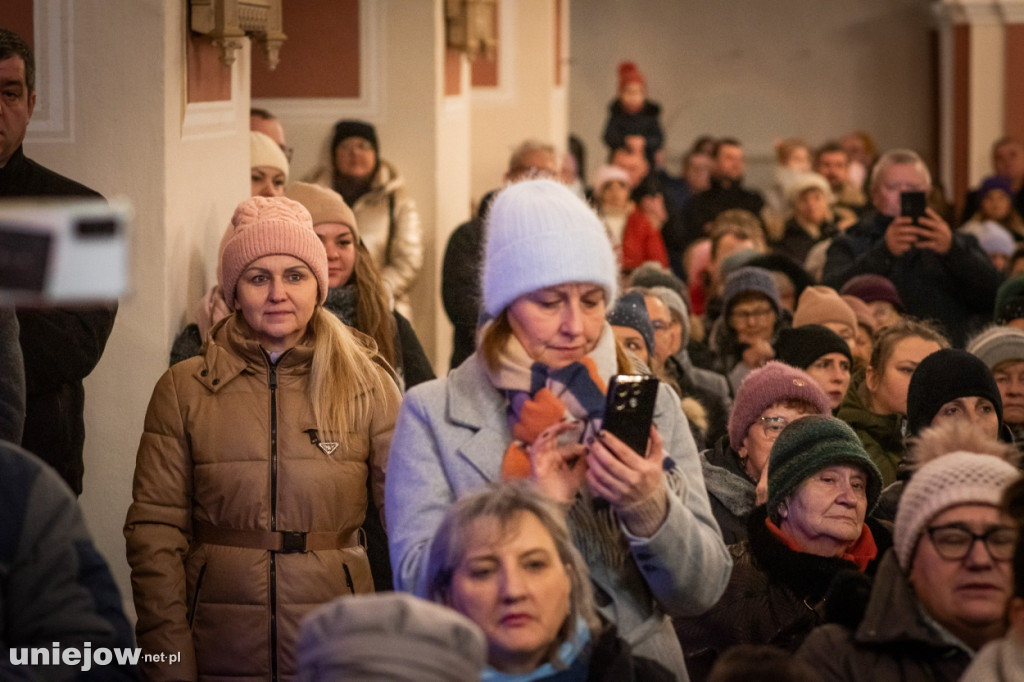 Zespół Na Przekór z Turku i Orkiestra ZHP OSP Uniejów