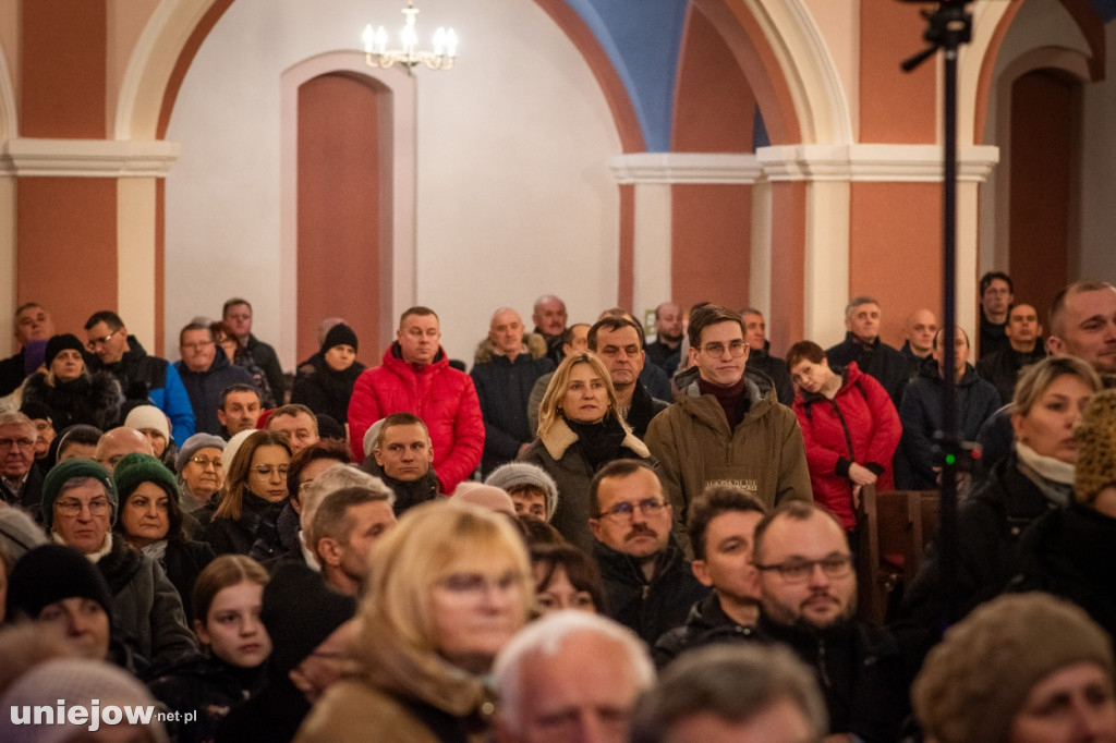 Zespół Na Przekór z Turku i Orkiestra ZHP OSP Uniejów