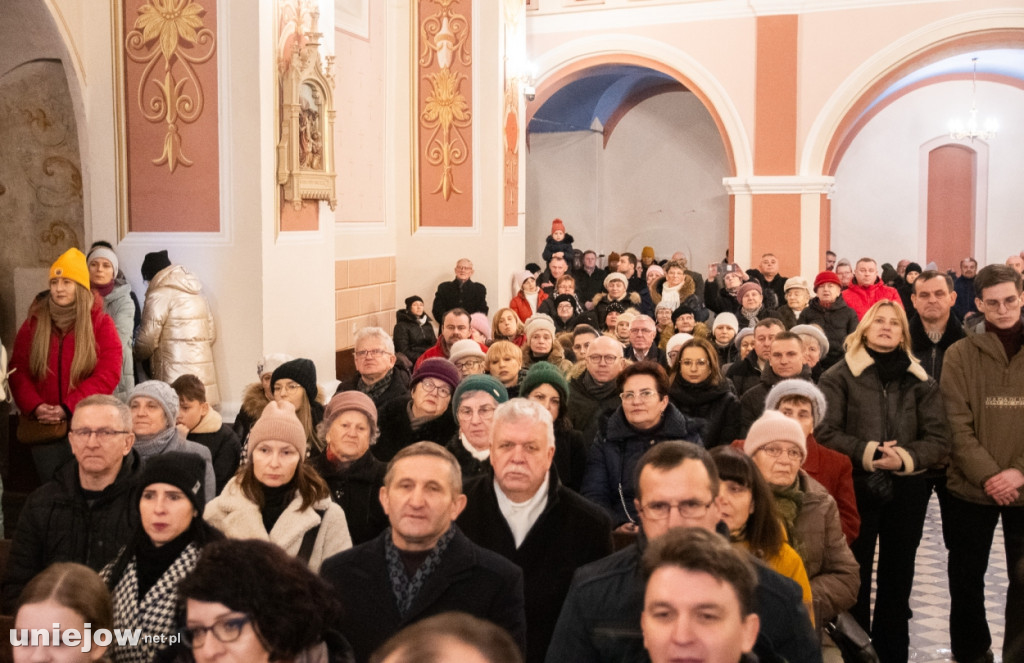 Zespół Na Przekór z Turku i Orkiestra ZHP OSP Uniejów