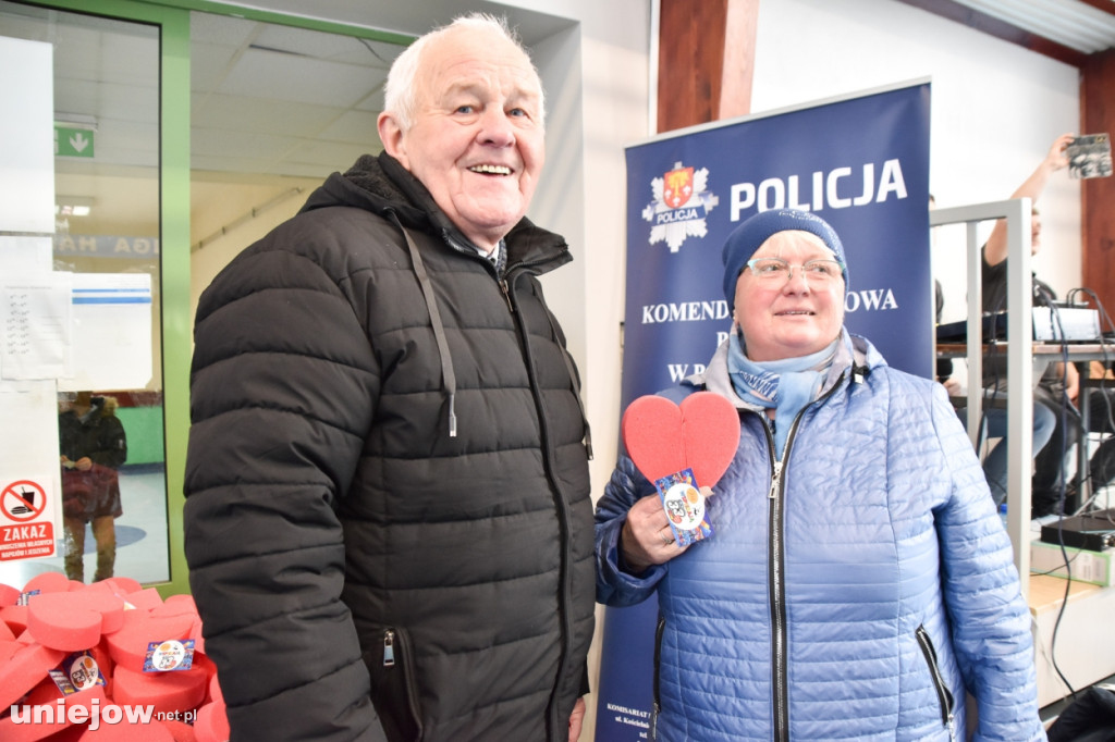 Policjanci i strażacy grają z WOŚP [FOTORELACJA]