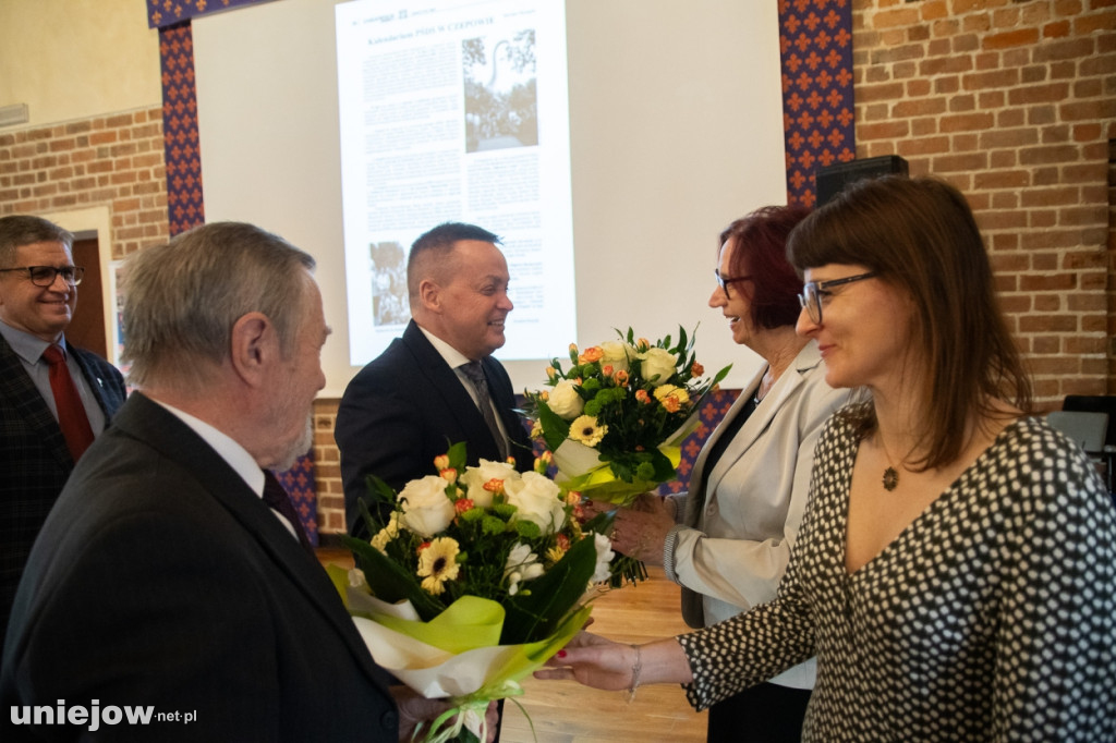 Setny numer i dwadzieścia lat Uniejowskich stron