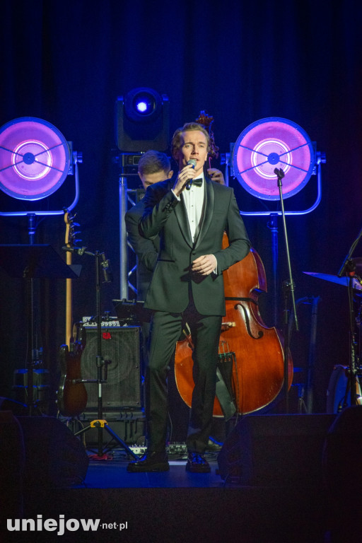 Walentynkowy koncert w Uniejowie. Wystąpili artyści z Teatru Roma