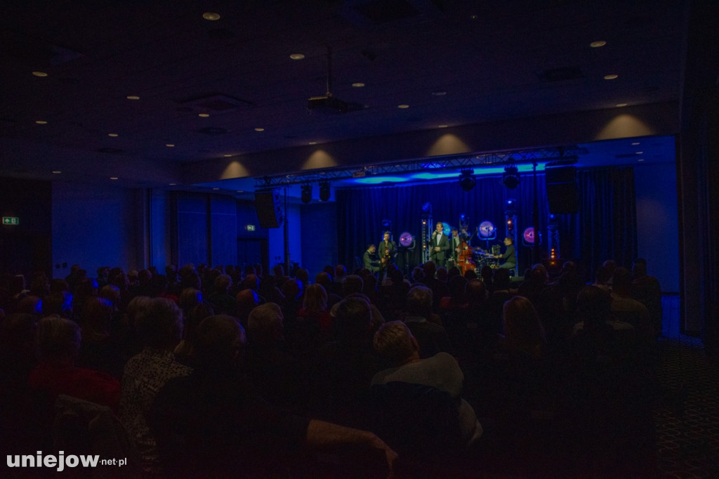 Walentynkowy koncert w Uniejowie. Wystąpili artyści z Teatru Roma