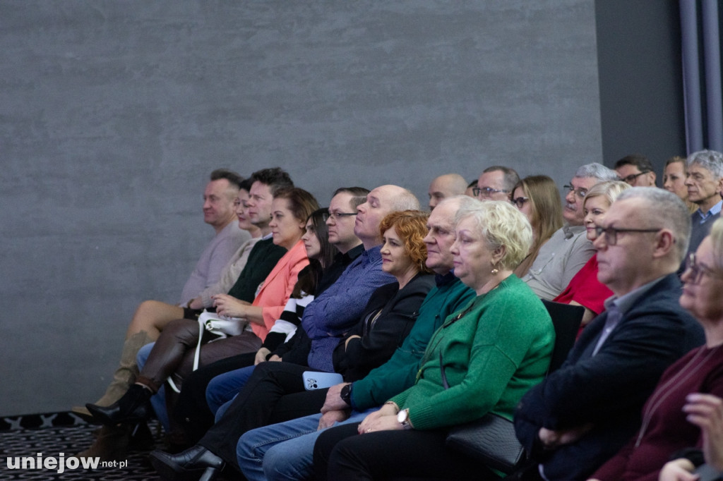 Walentynkowy koncert w Uniejowie. Wystąpili artyści z Teatru Roma