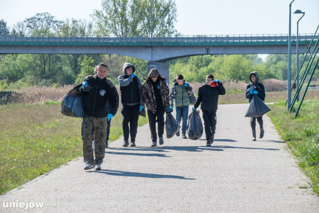 XI edycja akcji Sprzątania Brzegów Warty