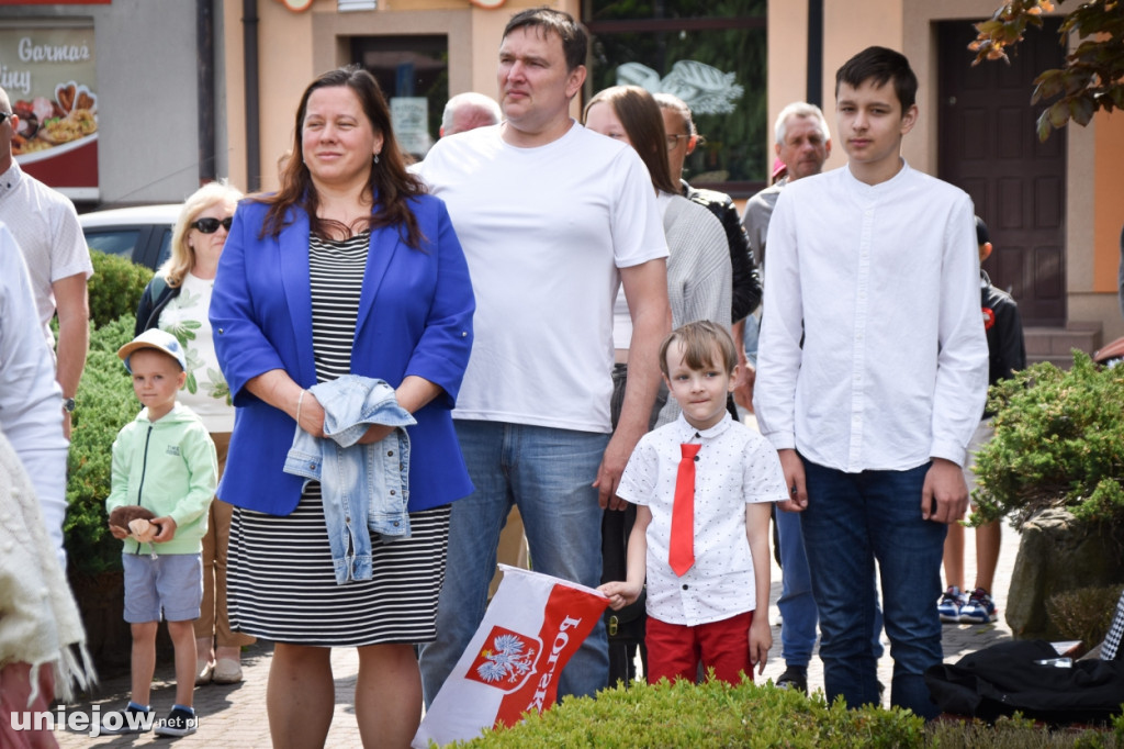 Uniejów uczcił 234. rocznicę Konstytucji 3 Maja [ZDJĘCIA]