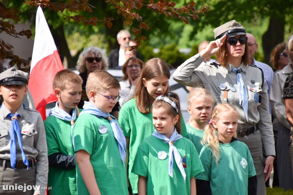 Uniejów uczcił 234. rocznicę Konstytucji 3 Maja [ZDJĘCIA]