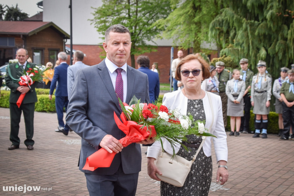 Uniejów uczcił 234. rocznicę Konstytucji 3 Maja [ZDJĘCIA]