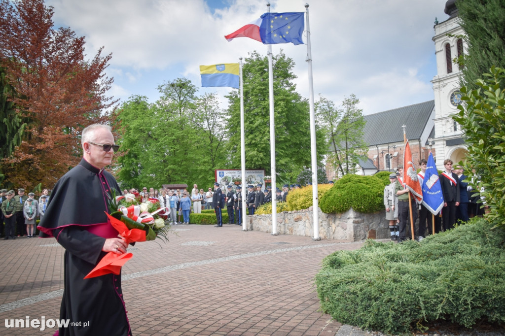 Uniejów uczcił 234. rocznicę Konstytucji 3 Maja [ZDJĘCIA]