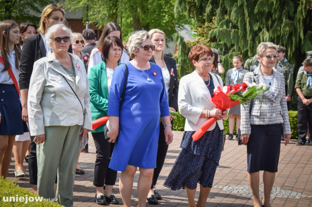 Uniejów uczcił 234. rocznicę Konstytucji 3 Maja [ZDJĘCIA]