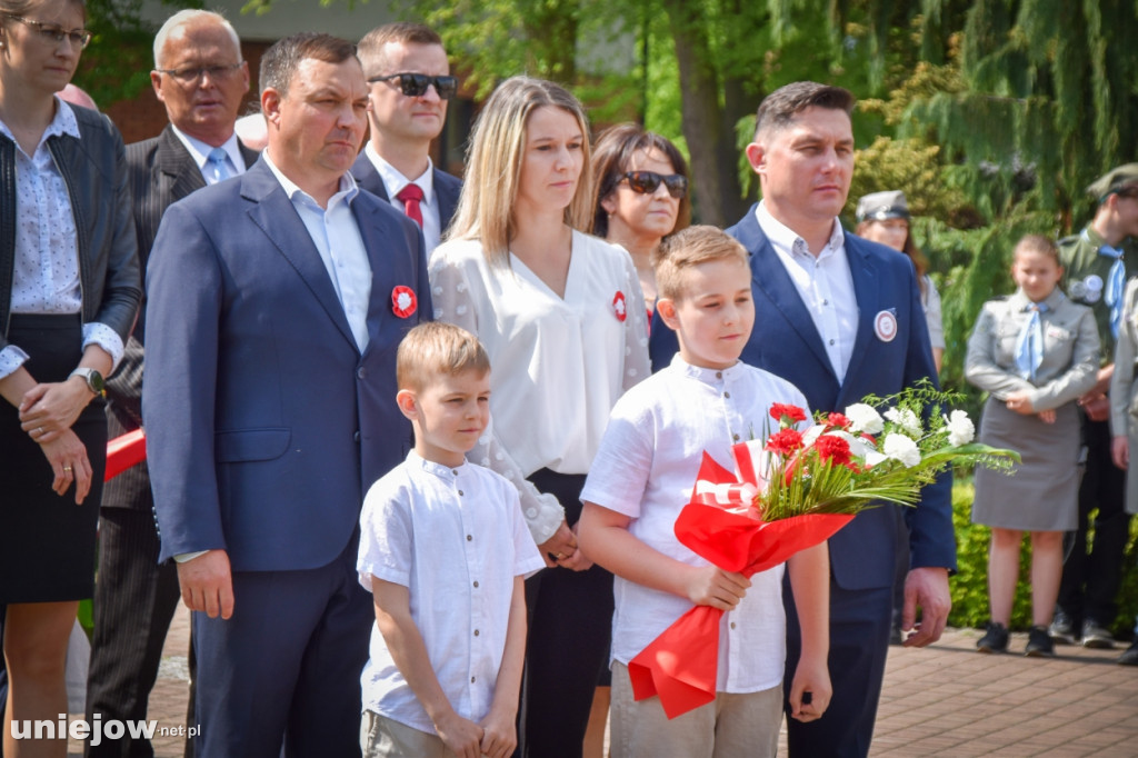Uniejów uczcił 234. rocznicę Konstytucji 3 Maja [ZDJĘCIA]