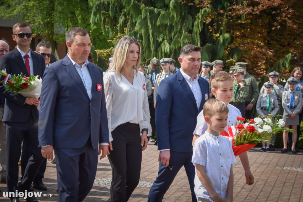Uniejów uczcił 234. rocznicę Konstytucji 3 Maja [ZDJĘCIA]