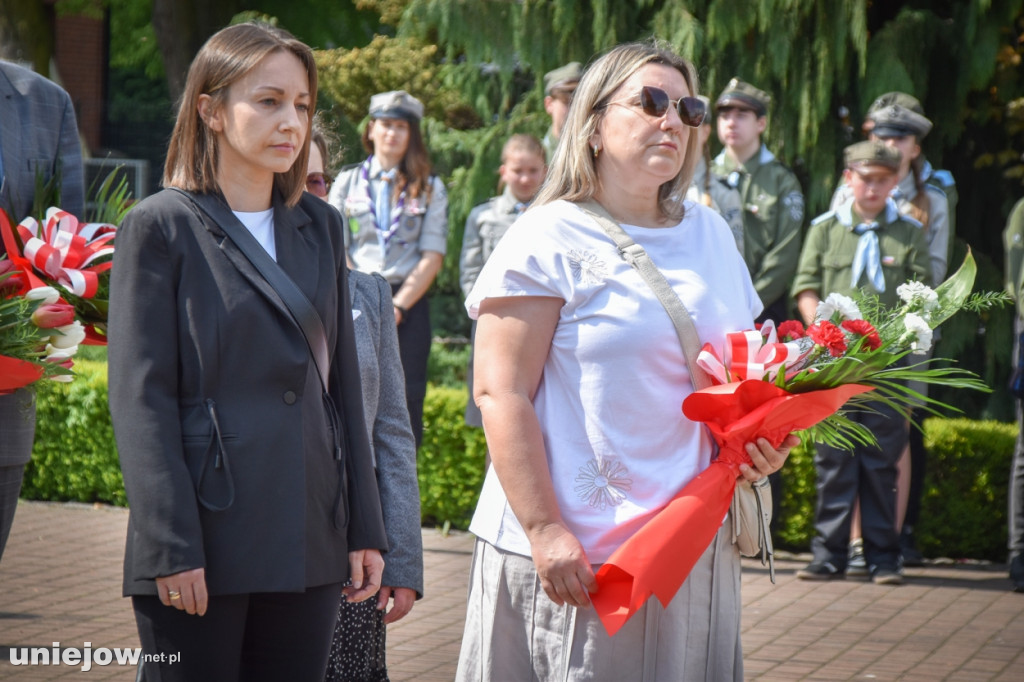 Uniejów uczcił 234. rocznicę Konstytucji 3 Maja [ZDJĘCIA]