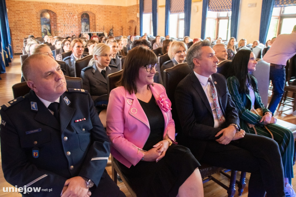 100 lat kobiet w polskiej Policji. Gala w Uniejowie