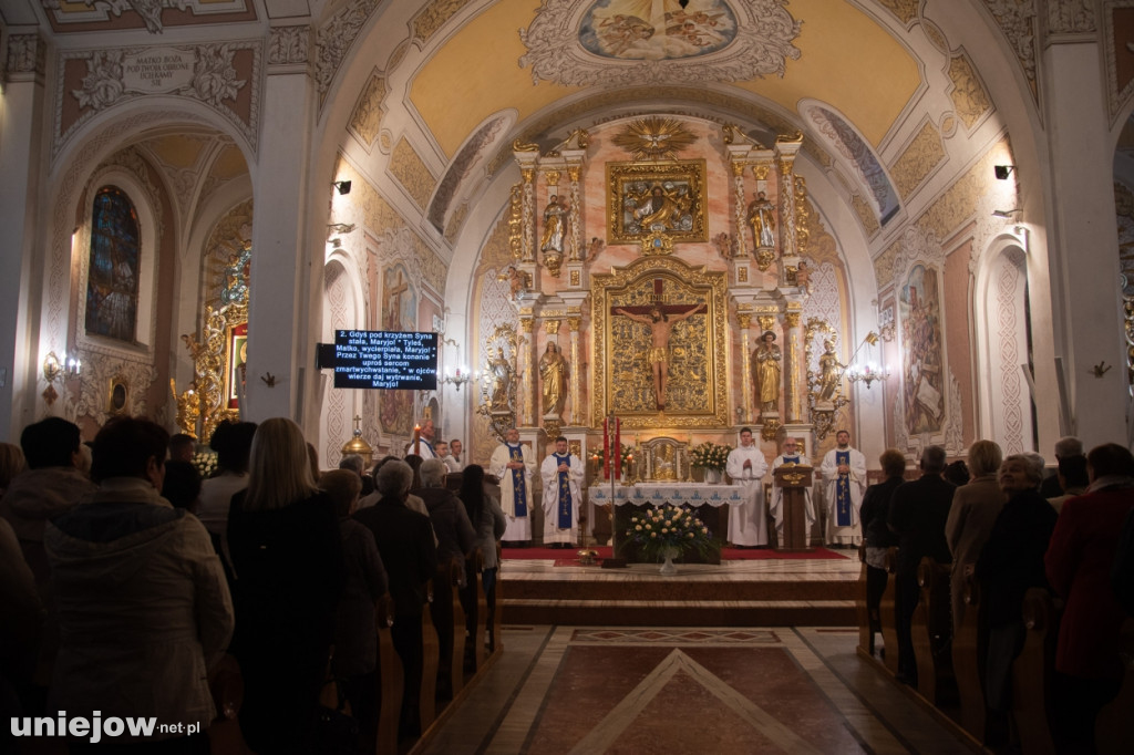 Spycimierz. Uroczyste odsłonięcie kopii Cudownego Obrazu Matki Bożej Jasnogórskiej