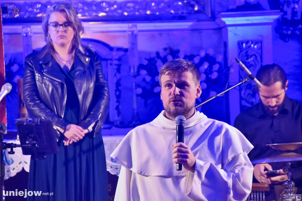 Spycimierz. Uroczyste odsłonięcie kopii Cudownego Obrazu Matki Bożej Jasnogórskiej