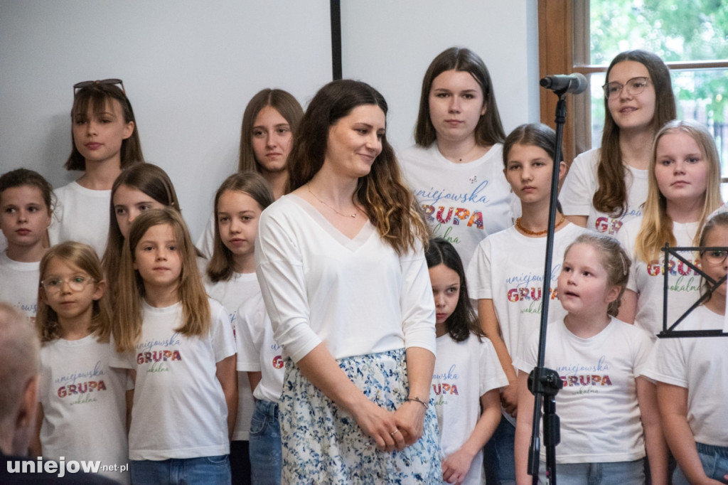 Remont zabytkowego dworku zakończony.