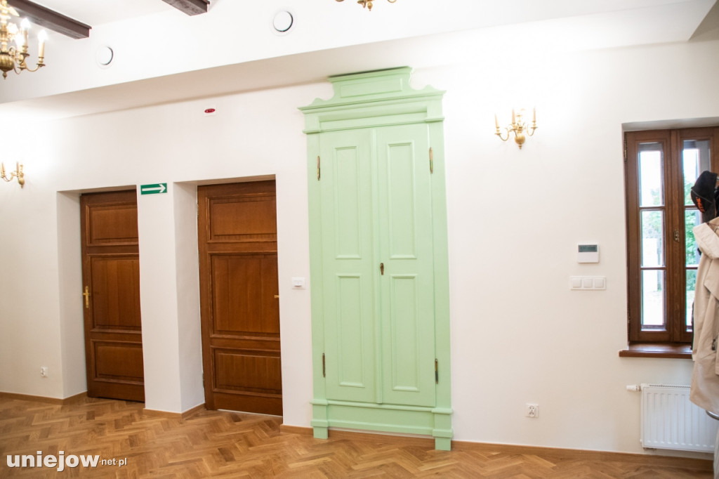 Remont zabytkowego dworku zakończony.